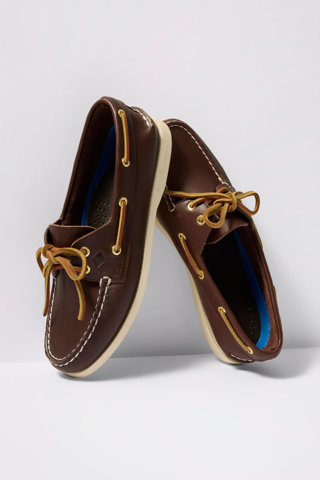 AO 2 Eye Boat Shoe