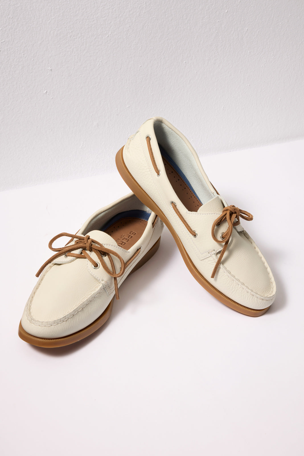 Sperry mens size 9 white leather lace up boat shoes Sperry Men main image 4