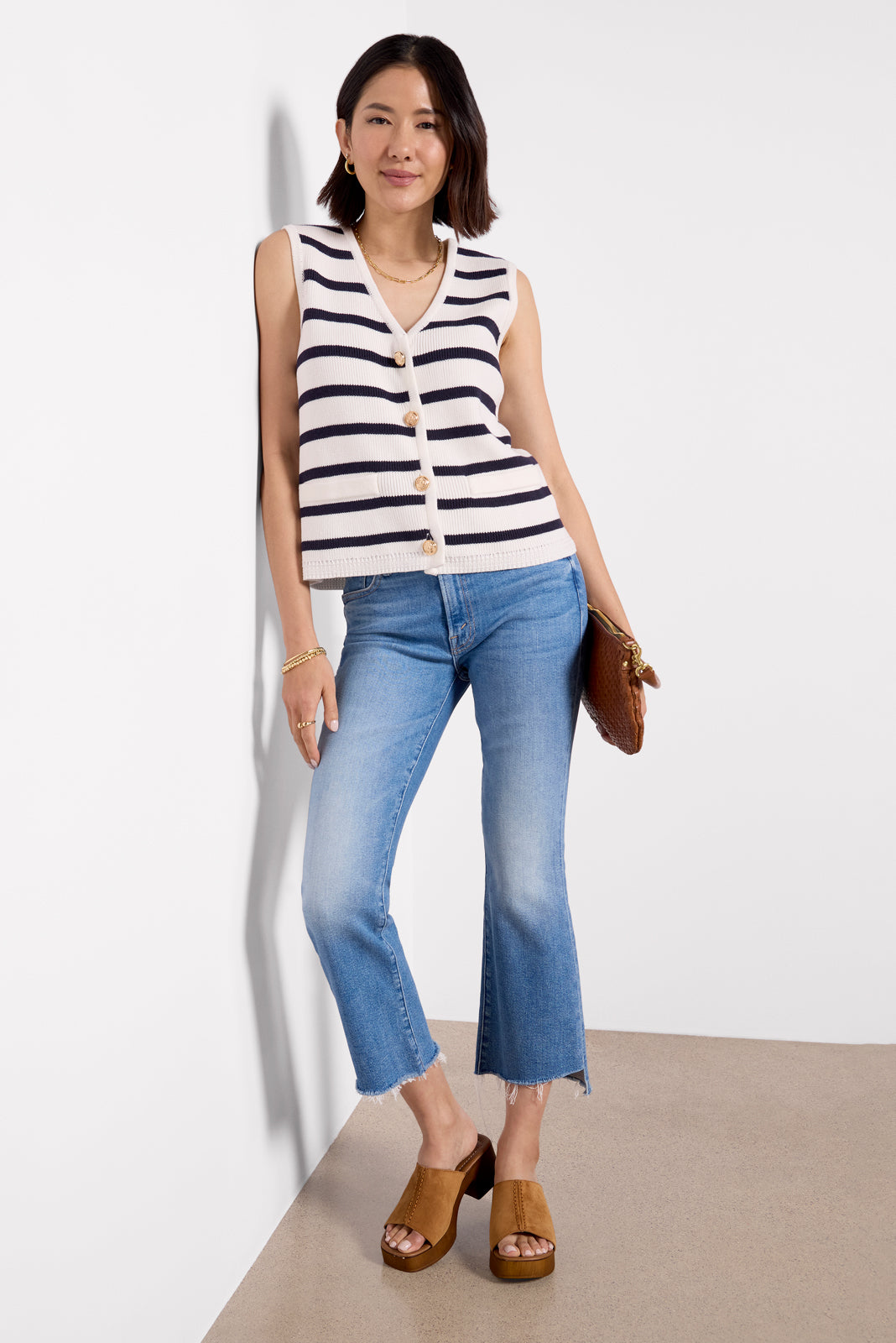 Petite Lil Insider Crop Step Fray