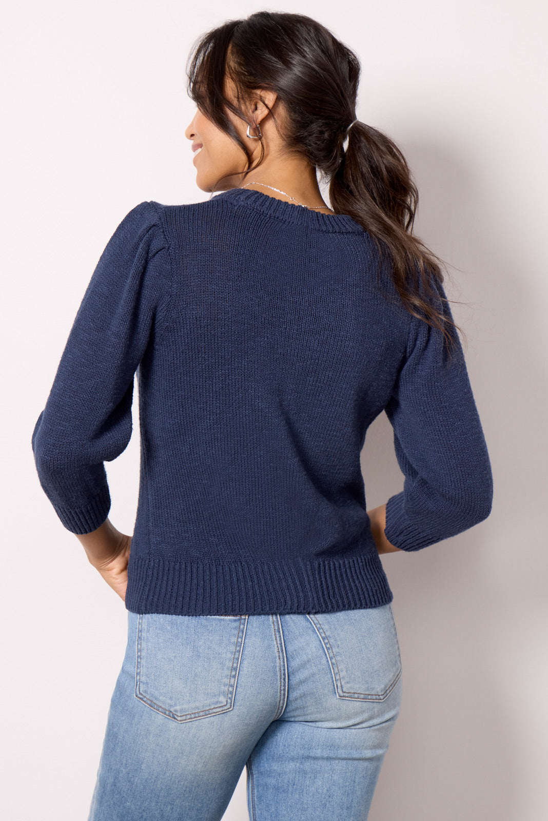 Lacey Pullover