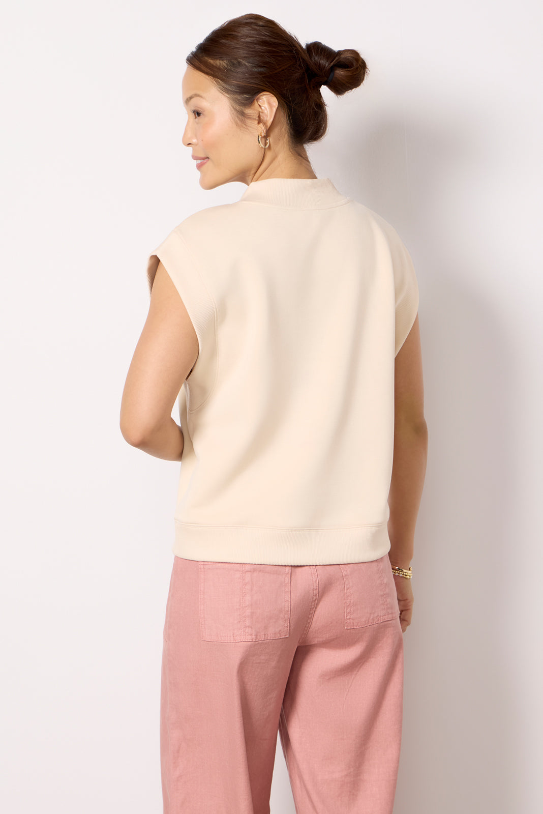 Eva Sleek V Neck Top