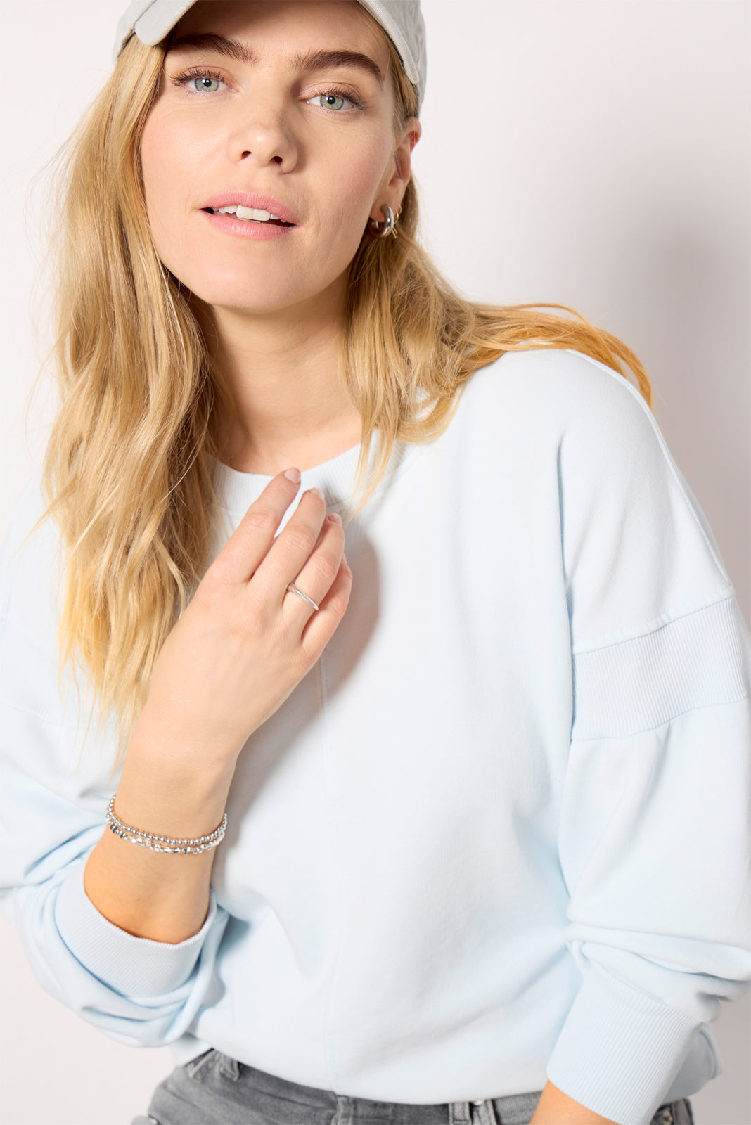 Samantha Puff Sleeve Sweatshirt