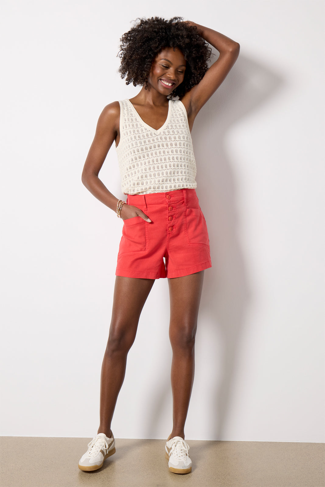 Evereve Women's Joelle Stretch Linen Short, Size 30, Red