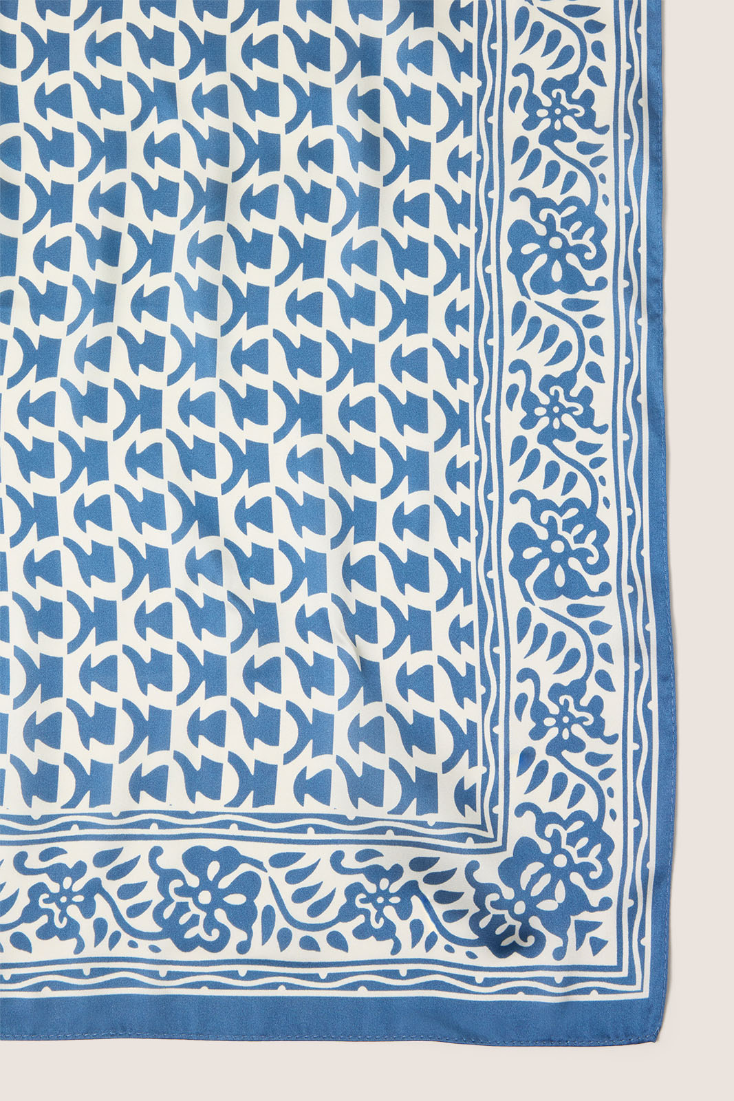 Marina Coastal Bandana