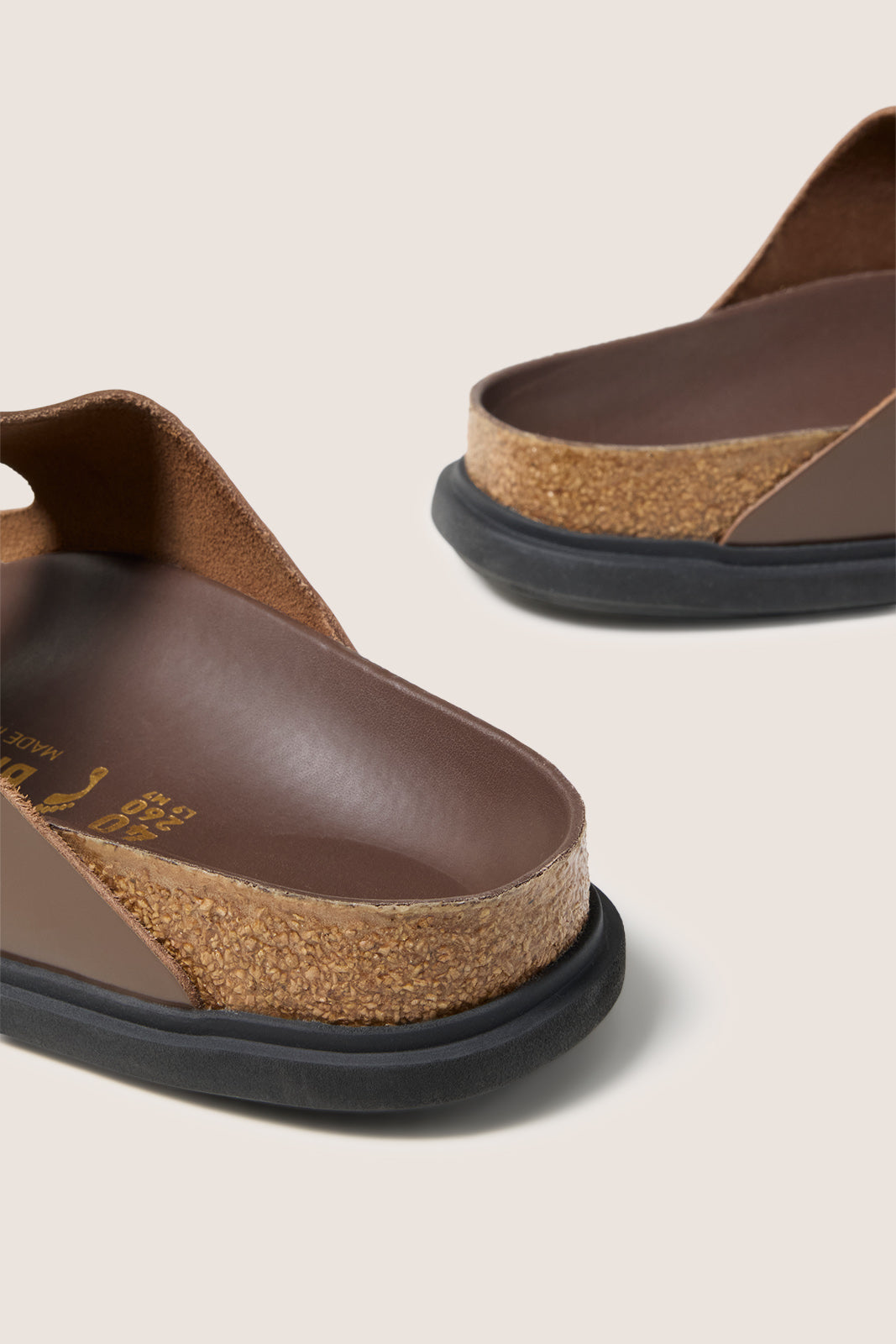 Arizona Droplet Buckle High Shine