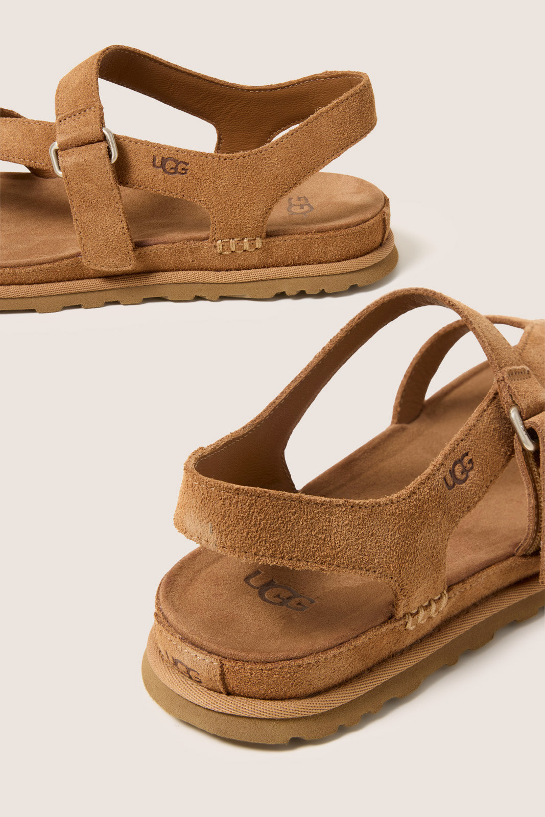 Goldgengaze Toe Post