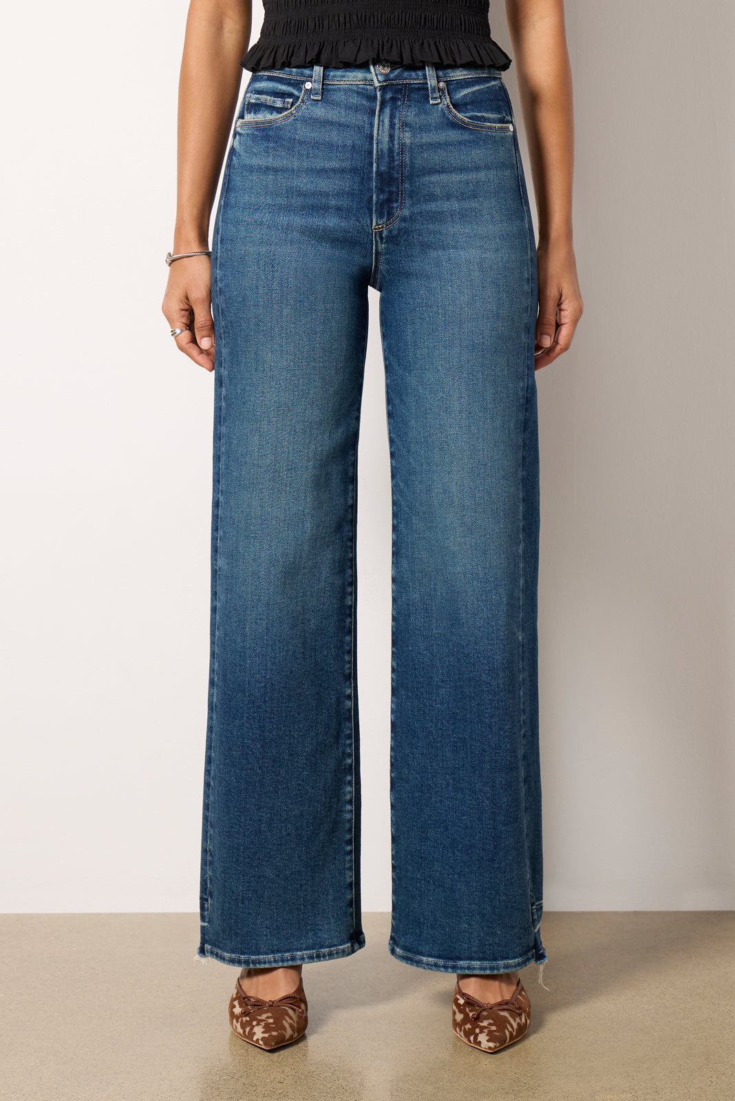 Anessa 31` W/ Side Seam Inset