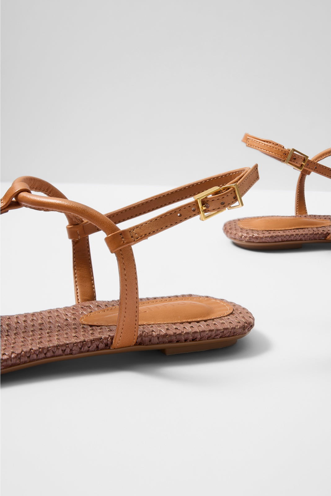 Elsha Sandal