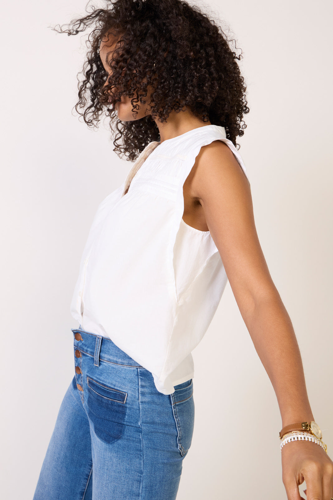 Alyssa Sleeveless Shirt