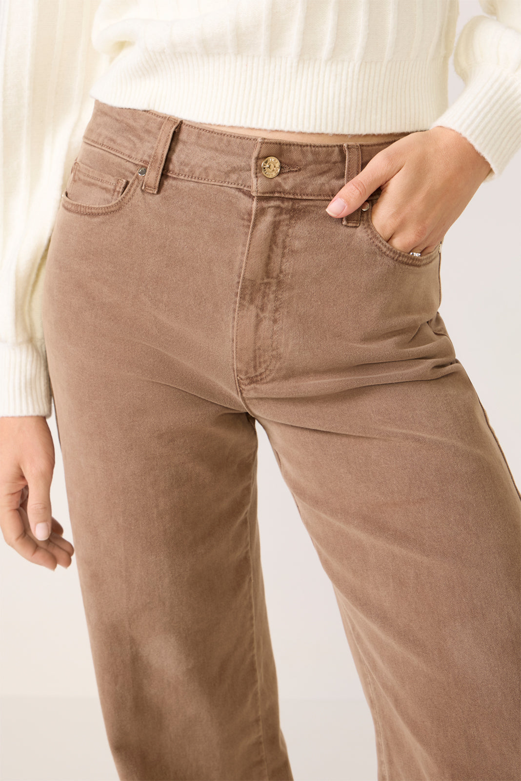 Anessa 31` w Raw Hem Wide Leg Pant