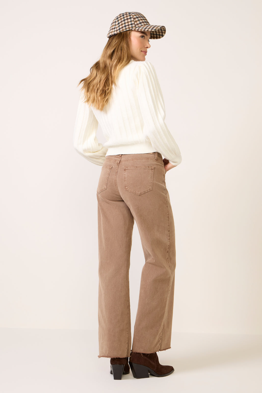 Anessa 31` w Raw Hem Wide Leg Pant