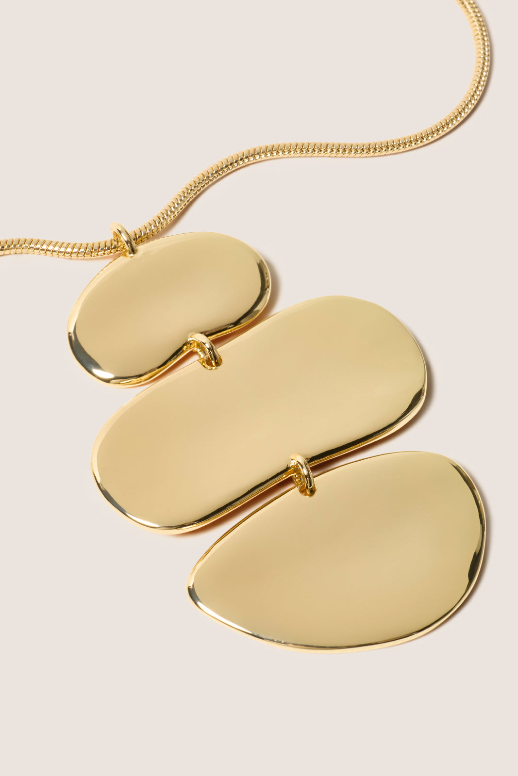 Ranae Pendant Necklace