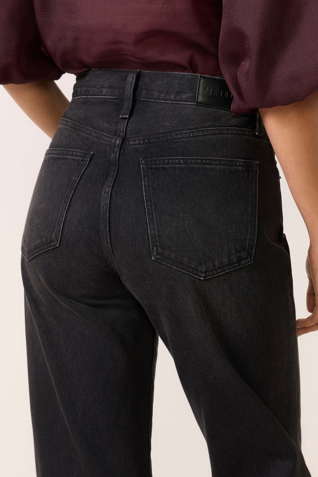 Lexi Bowed Straight