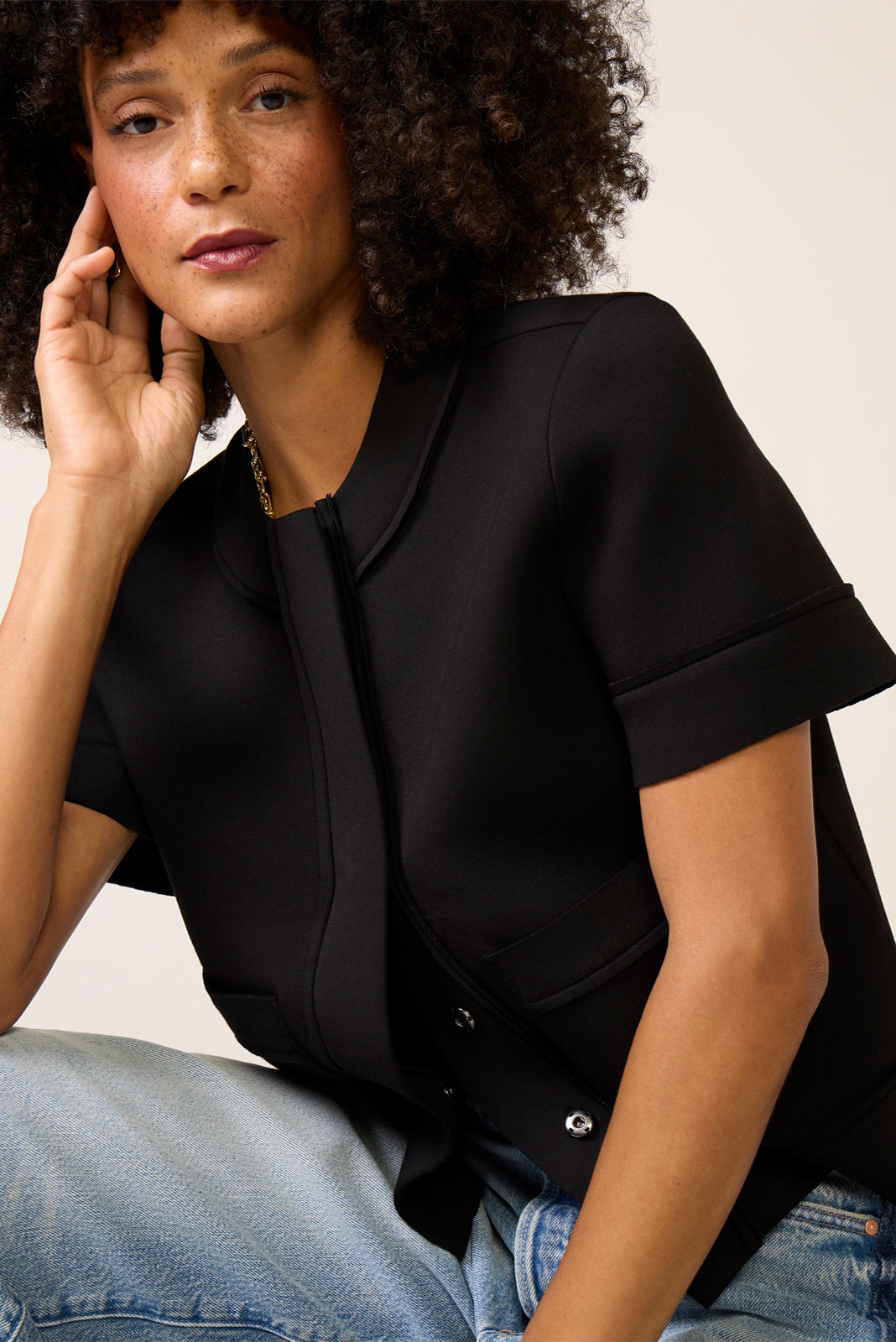 Cindy Short Sleeve Sleek Jacket