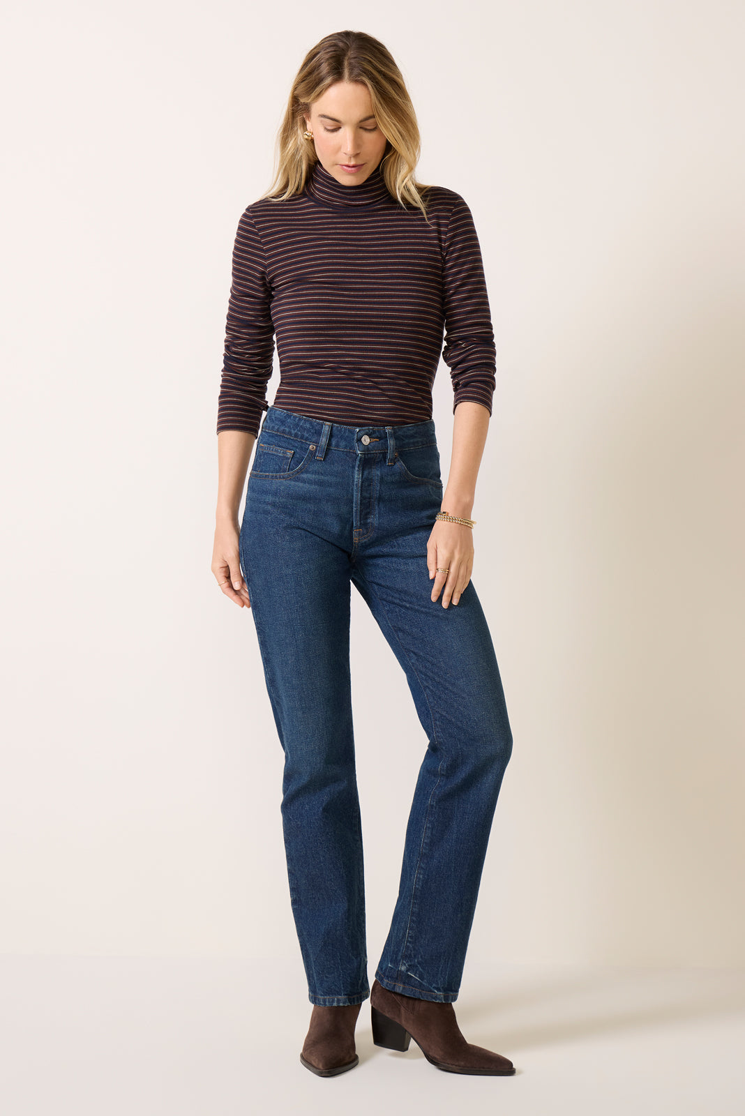 Featherweight Freestyle Turtleneck