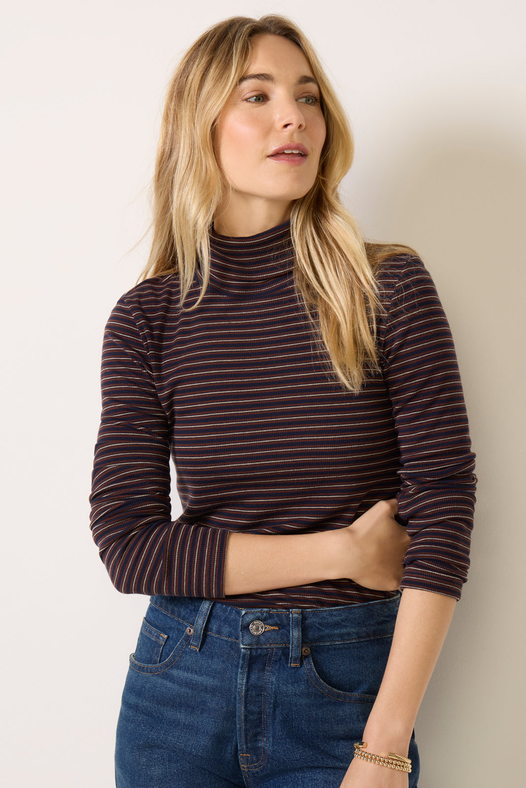 Featherweight Freestyle Turtleneck
