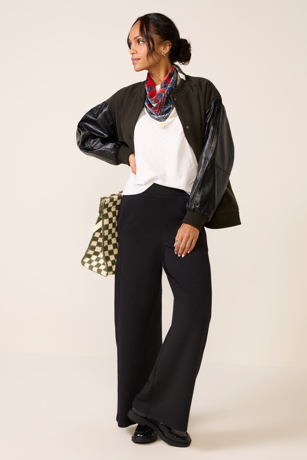 AirEssentials Track Wide Leg Pant