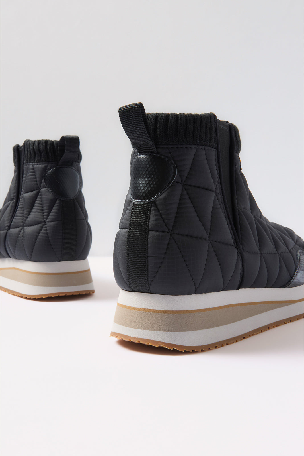 ReEmber Mid Platform