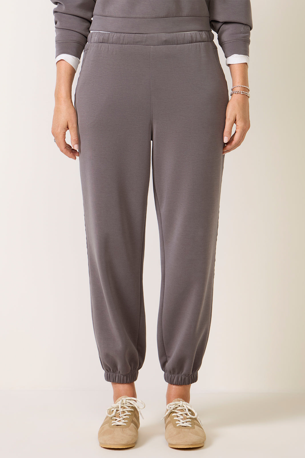 Eli Jogger 27