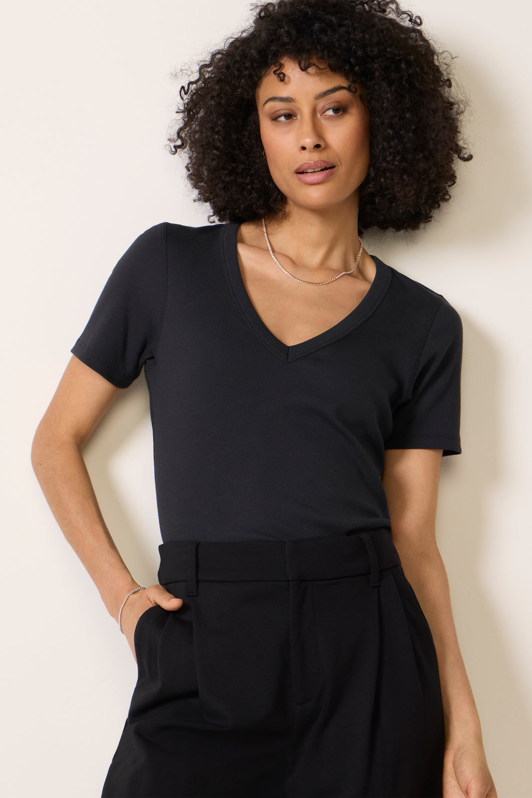 Nessa V Neck Elbow Tee