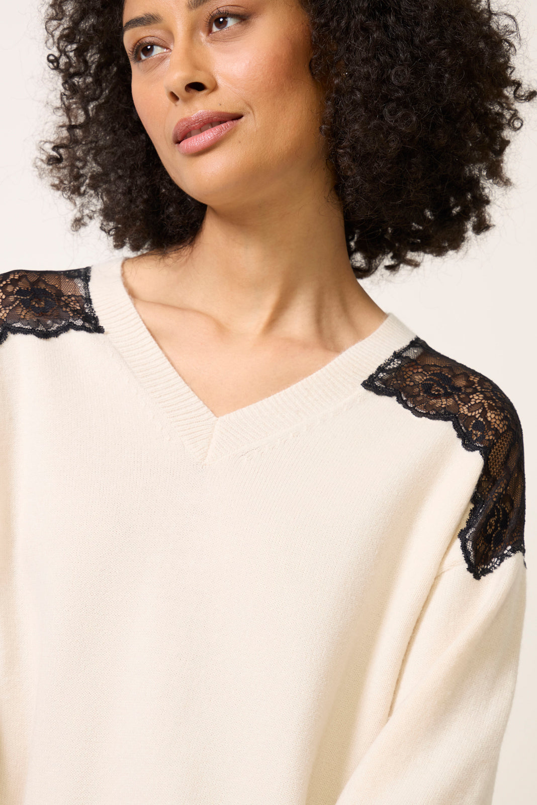 Lace Detail V Neck Sweater