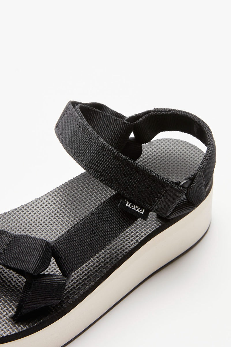 Flatform Universal Sandal