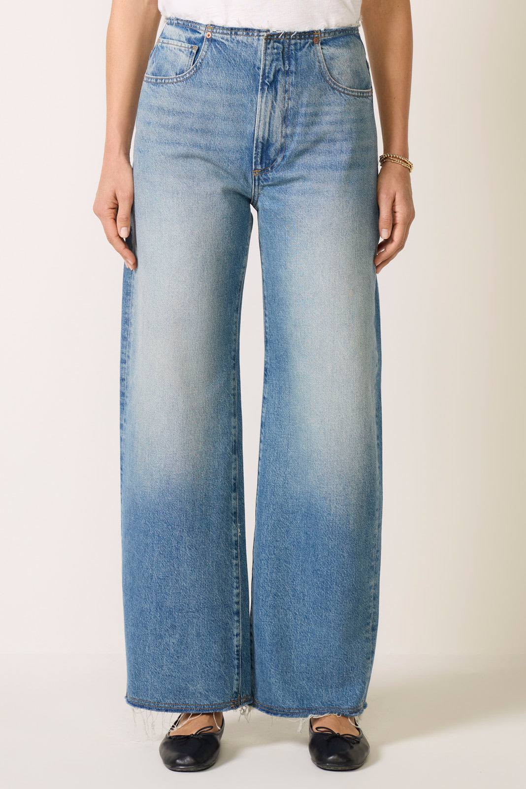 Arellia Skimmer W/ Raw Waistband