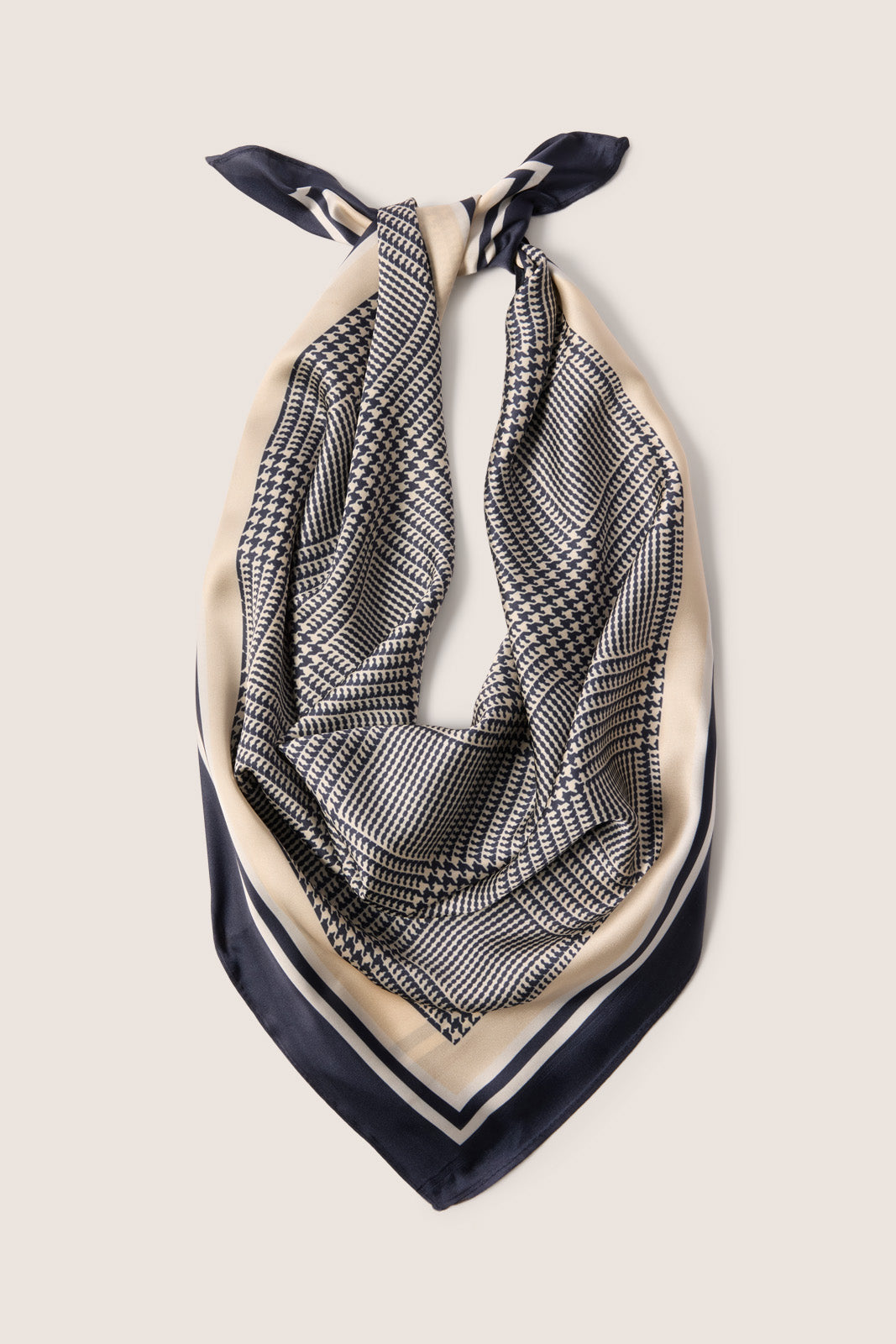 ウィッグ・エクステ SCARF HAT (M) / Checked-Navy Austin Checked Bandana