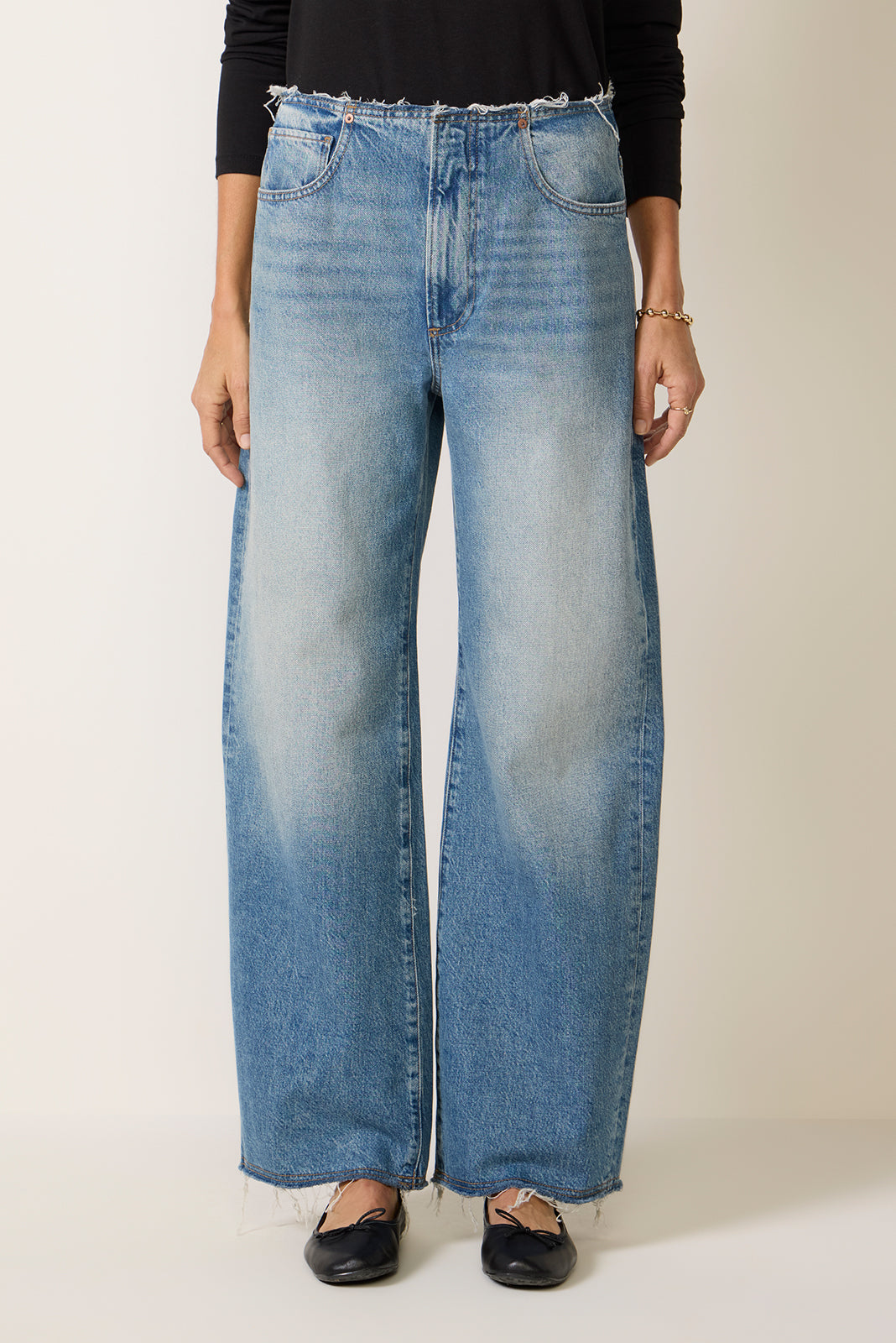 Arellia Skimmer W/ Raw Waistband