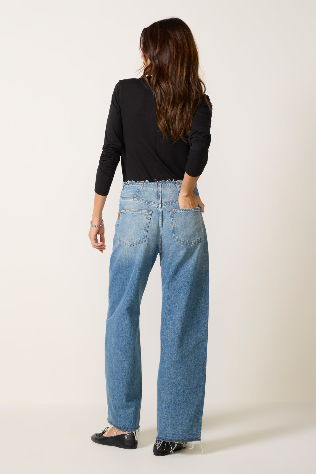 Arellia Skimmer W/ Raw Waistband