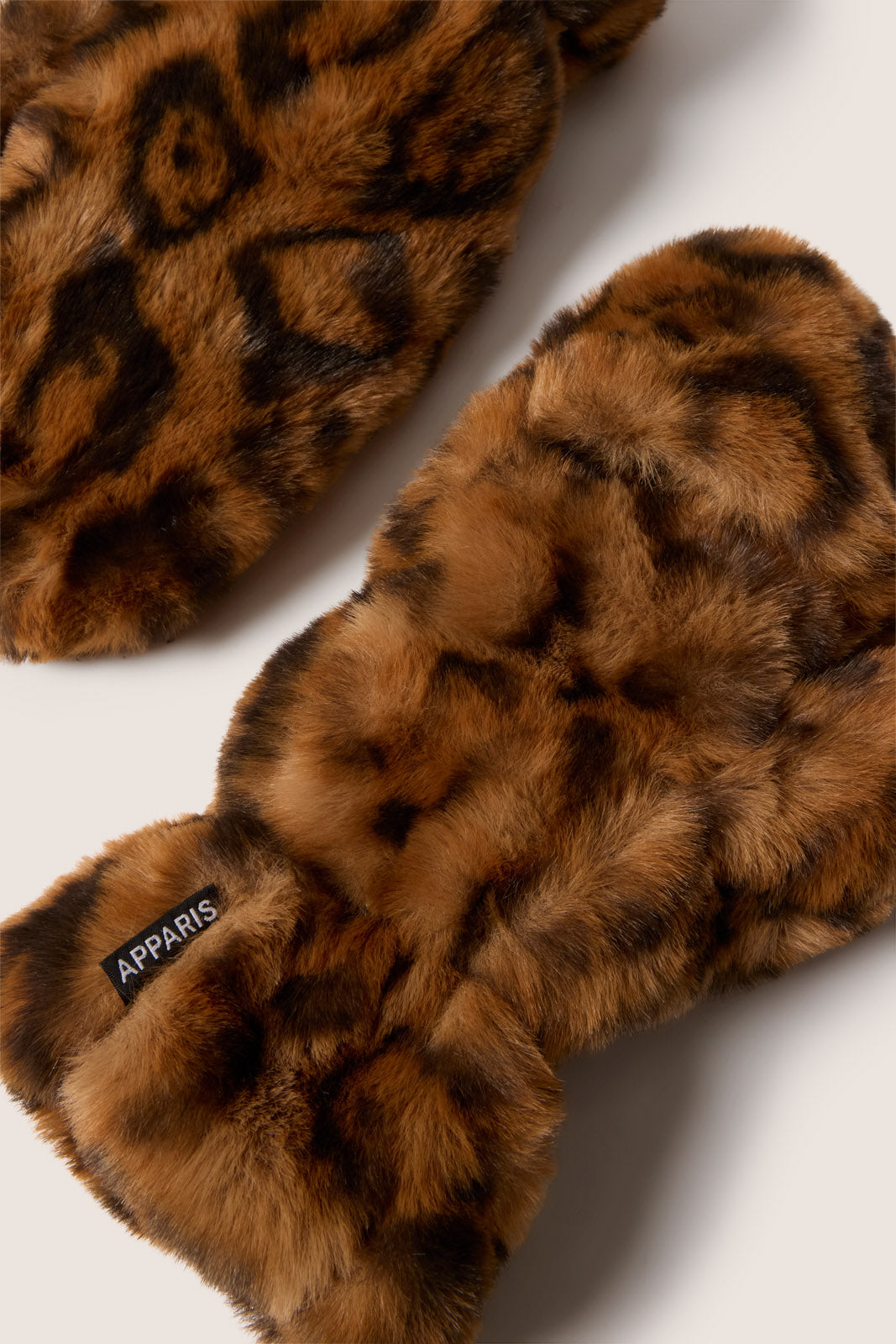 Coco Leopard Gloves