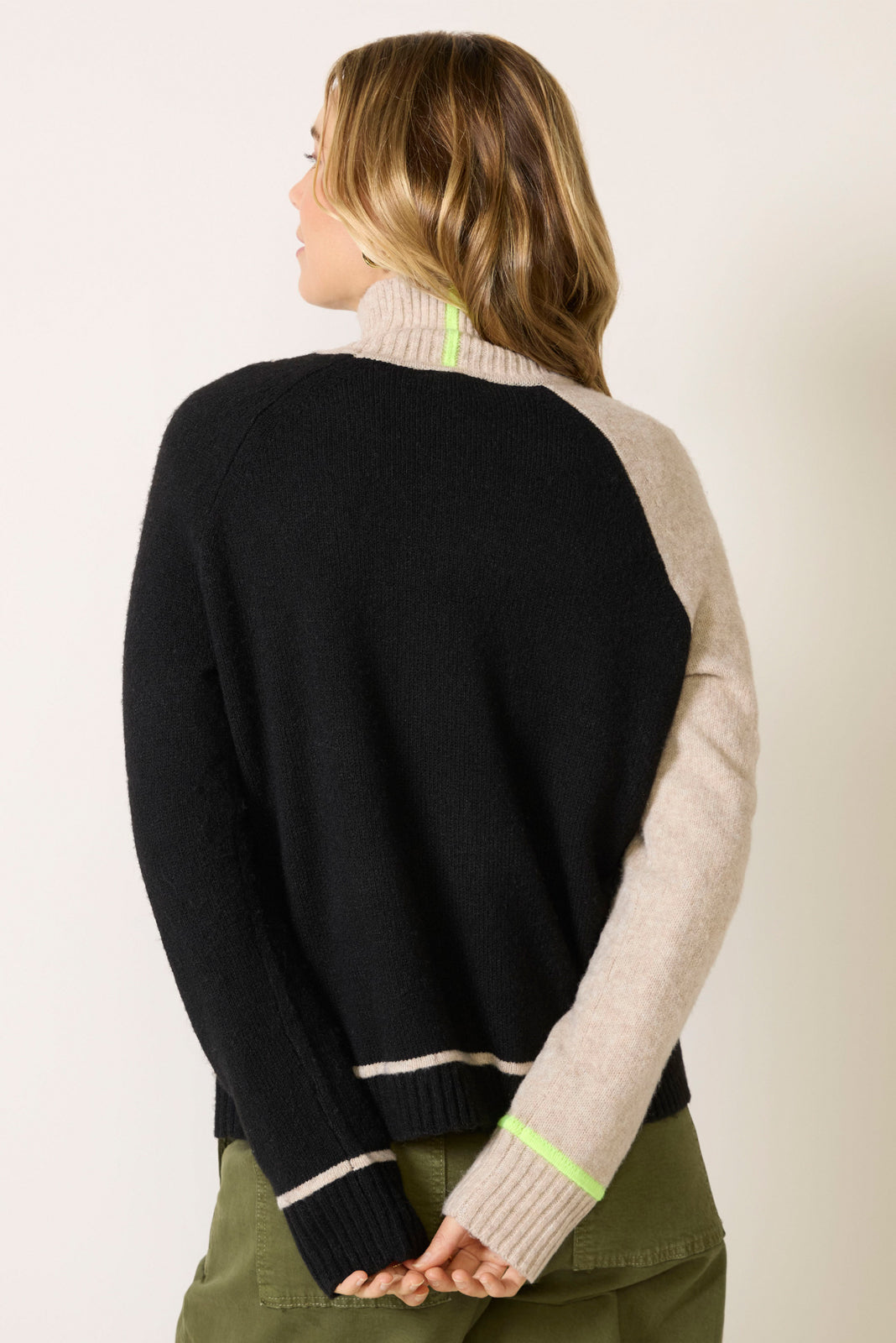 Always Right Turtle Neck Pullover