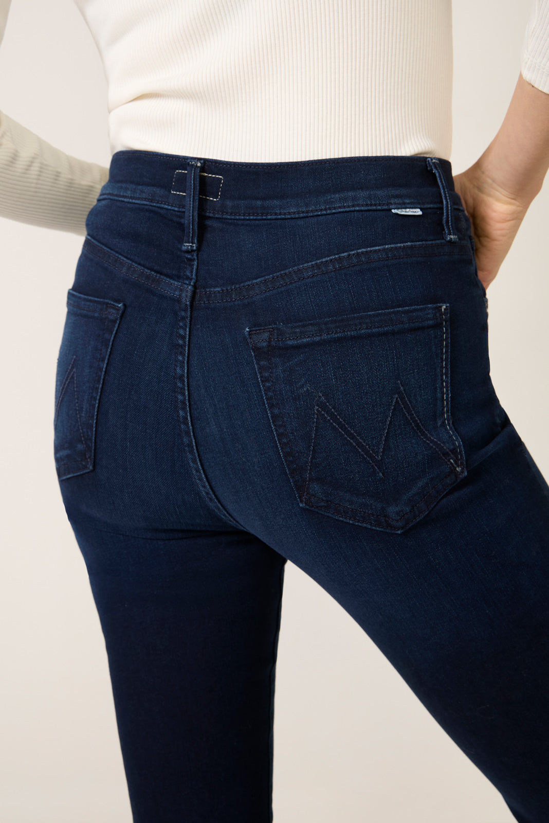 The Mid Rise Smokin Skimp