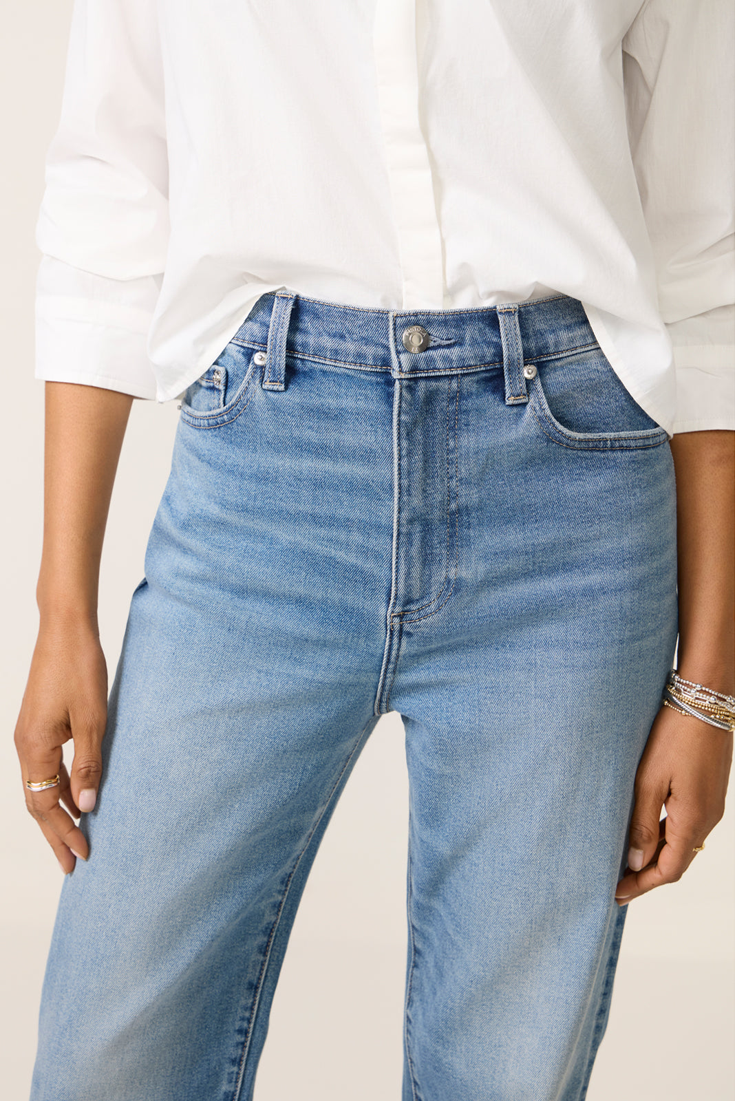 Evie High Rise Slim Bootcut Jean