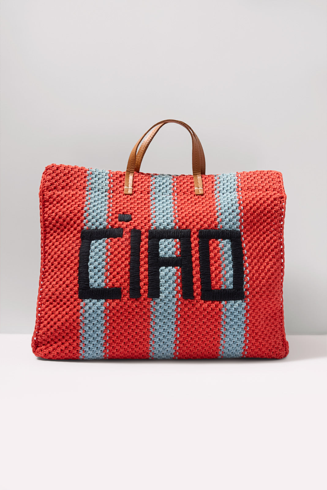 Leibsohn Away Luggage Serena Singer Michelle Malone And President