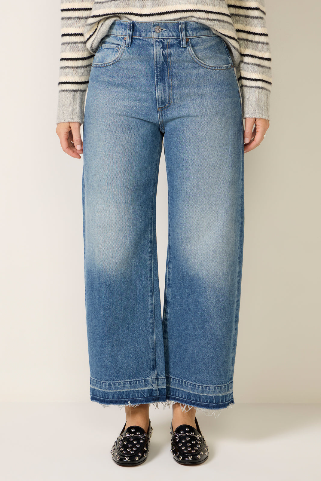 Arellia Wide Leg w Undone Hem Jean