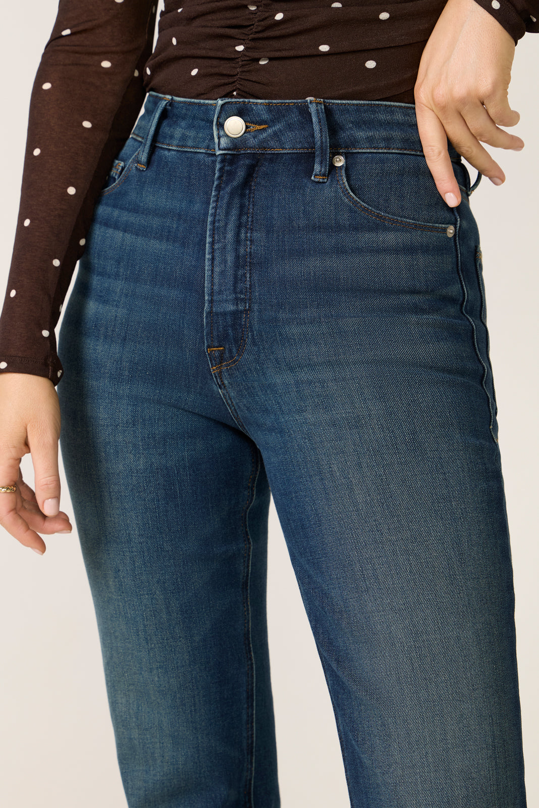 Good True Straight Jeans