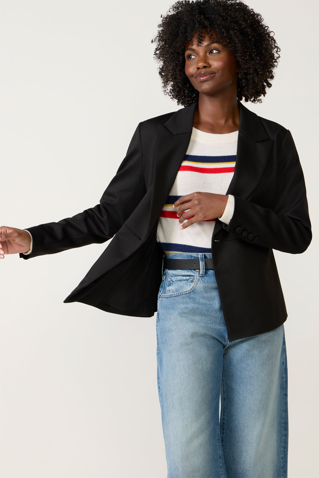 Chrissy Ponte Blazer