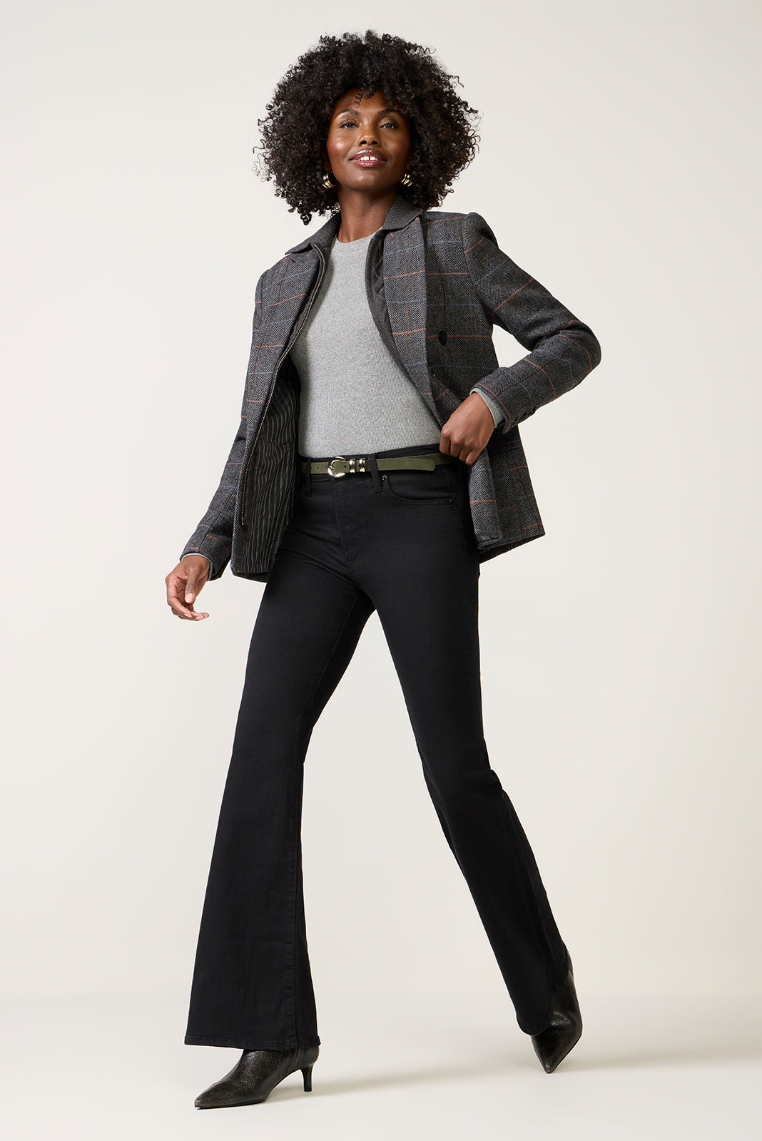 Petite Kinsley Bootcut Jean