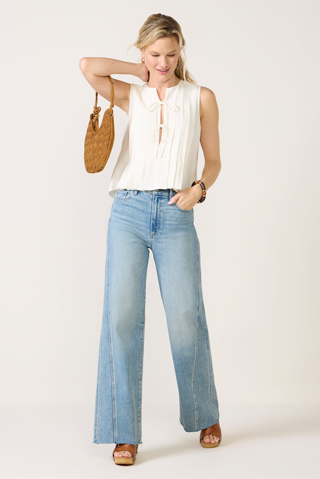 Anessa 31` W/ Twisted Outseam