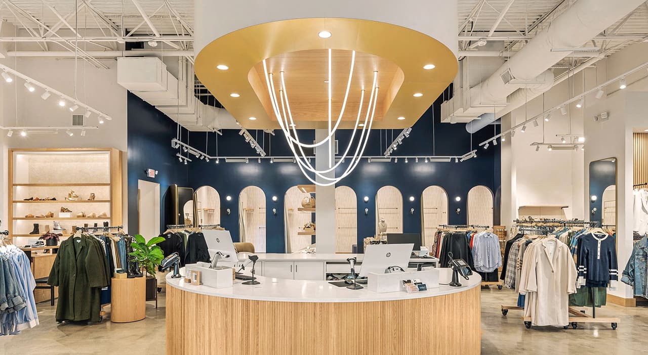 Image of the interior of an EVEREVE store location.