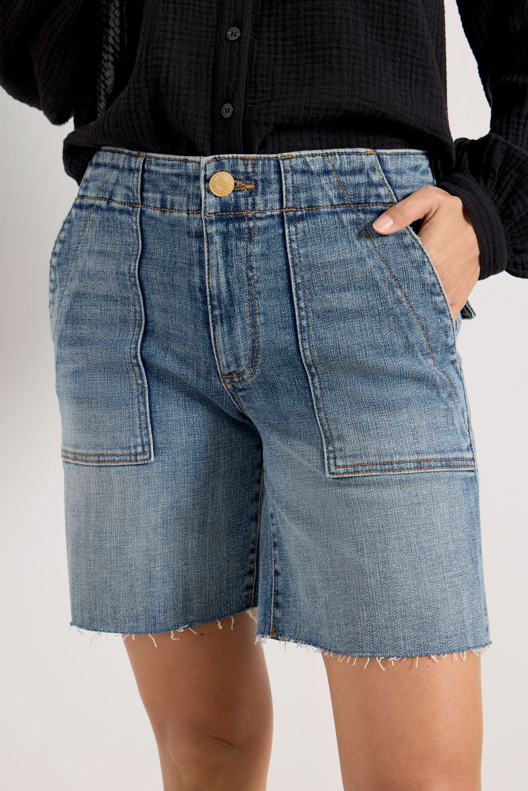 Utility Hailey Short