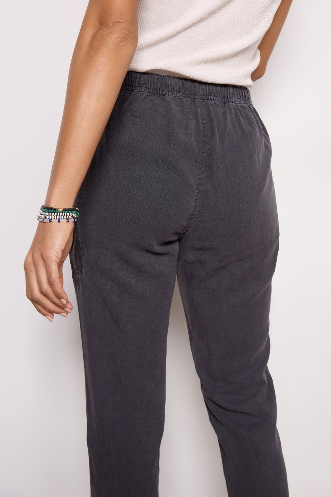 Gia Pant