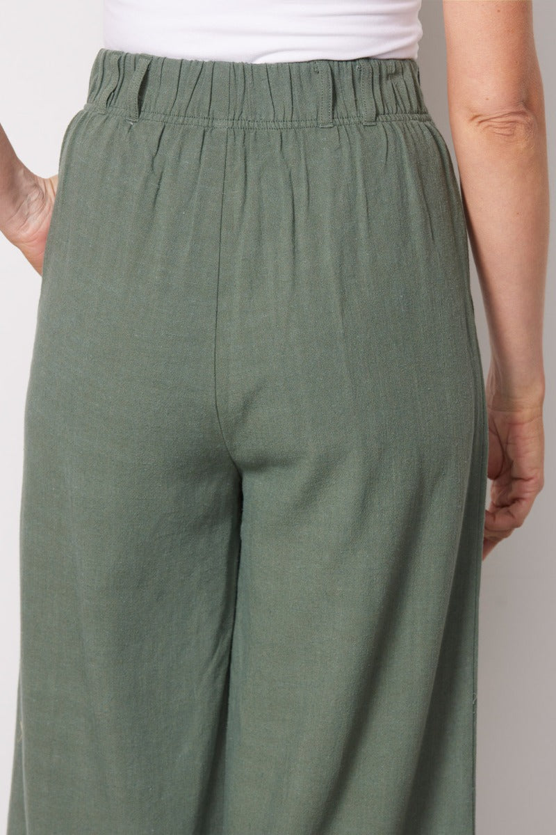 Farah Pant