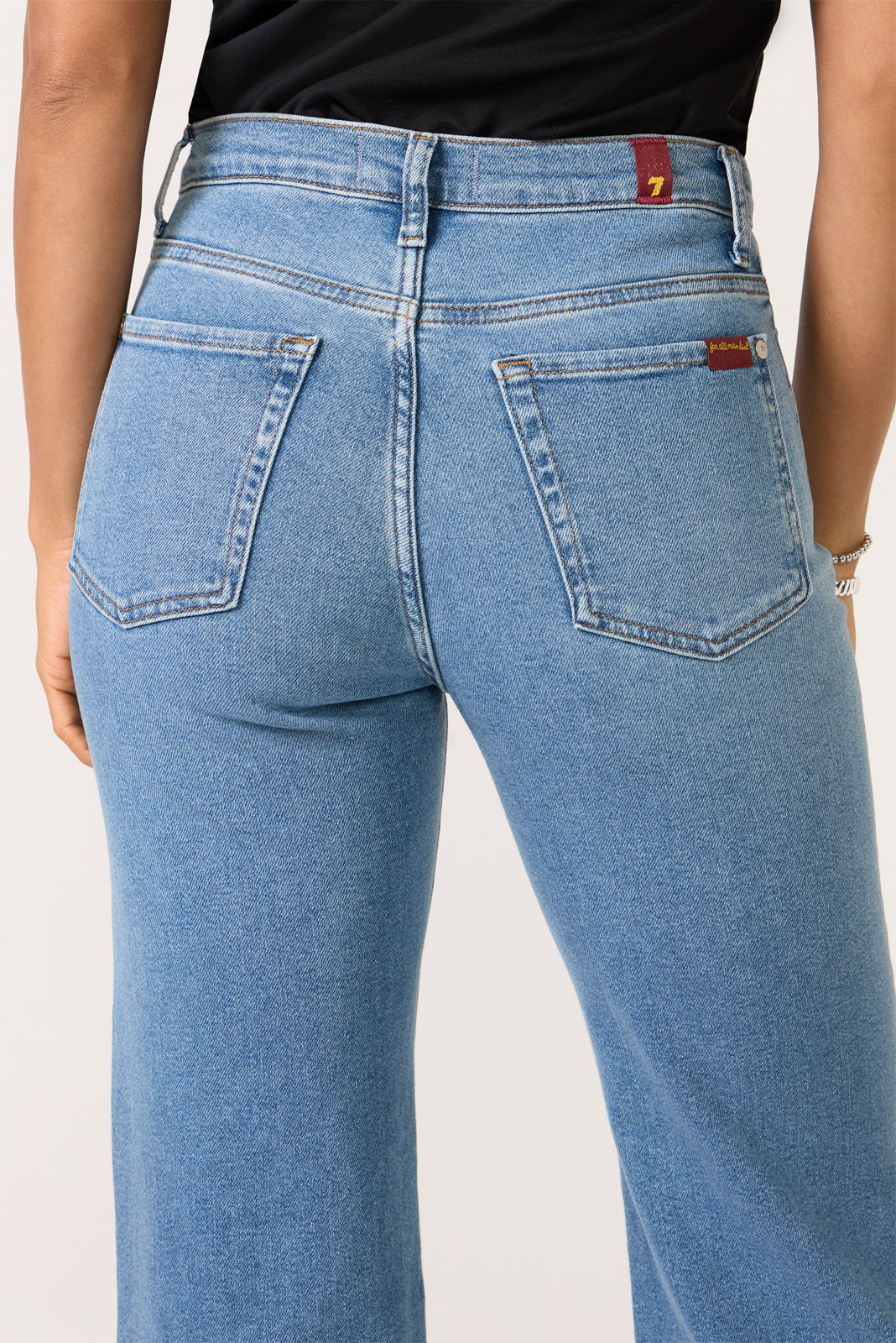 Modern Dojo Tailorless