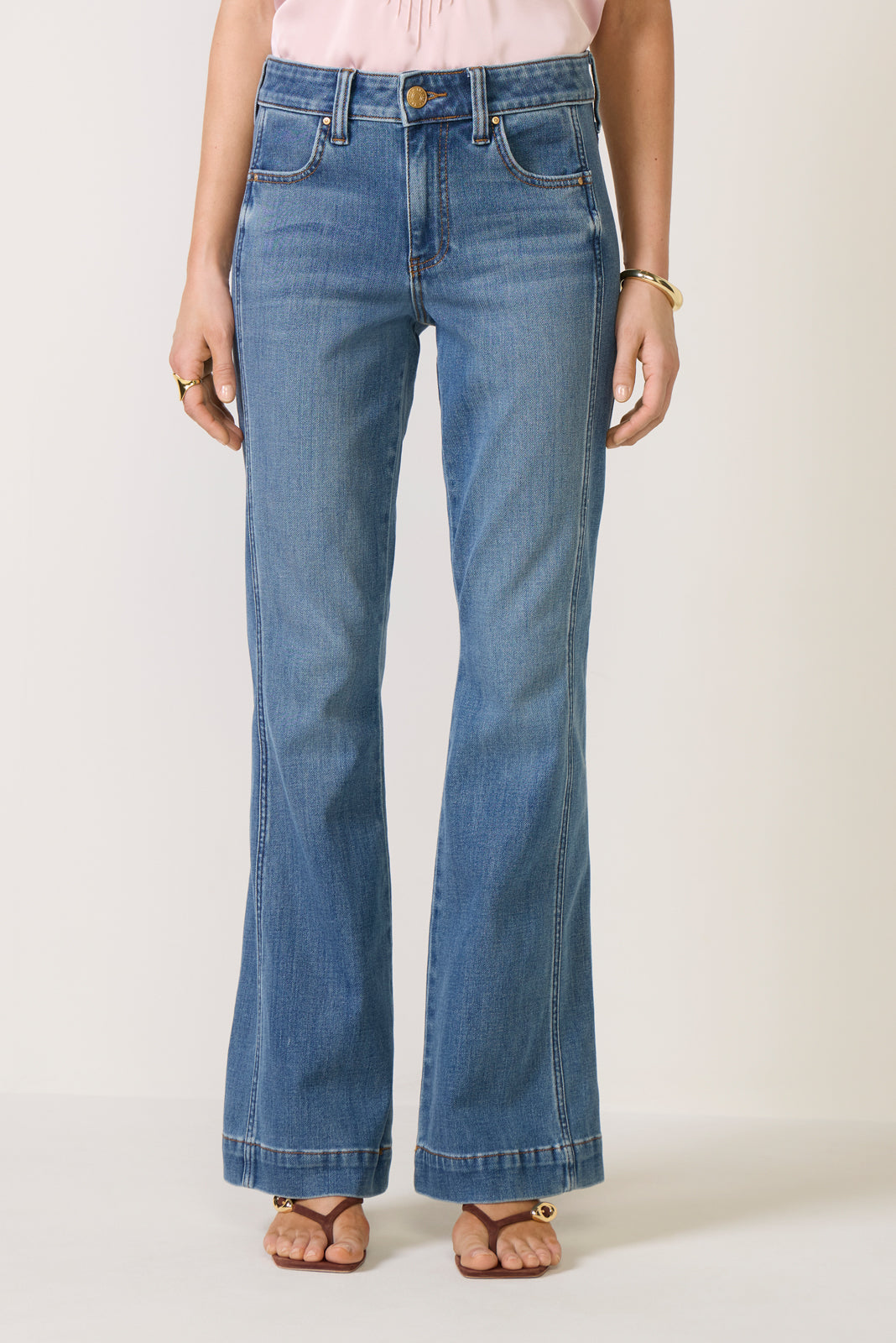 Natalie Bootcut w Side Inset Jean
