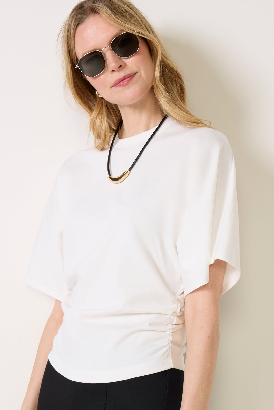 VERONICA XL ホワイト Tシャツ Veronica Tee