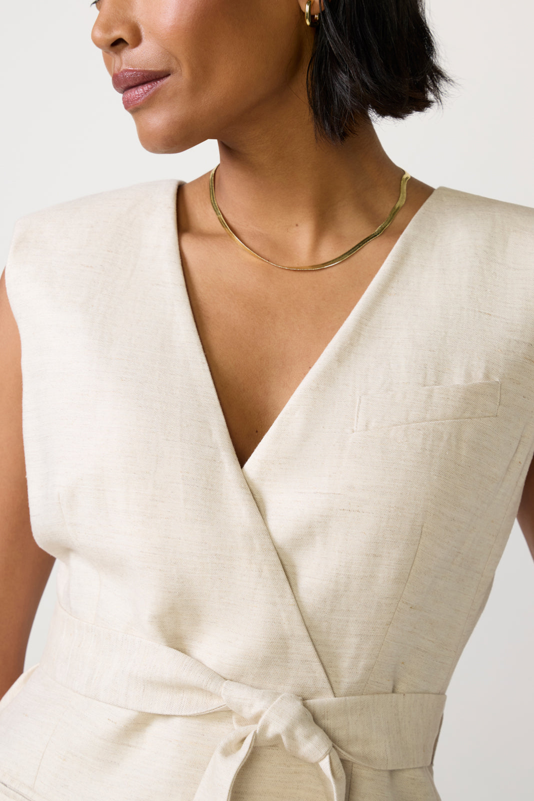Linen Sleeveless Belted Vest