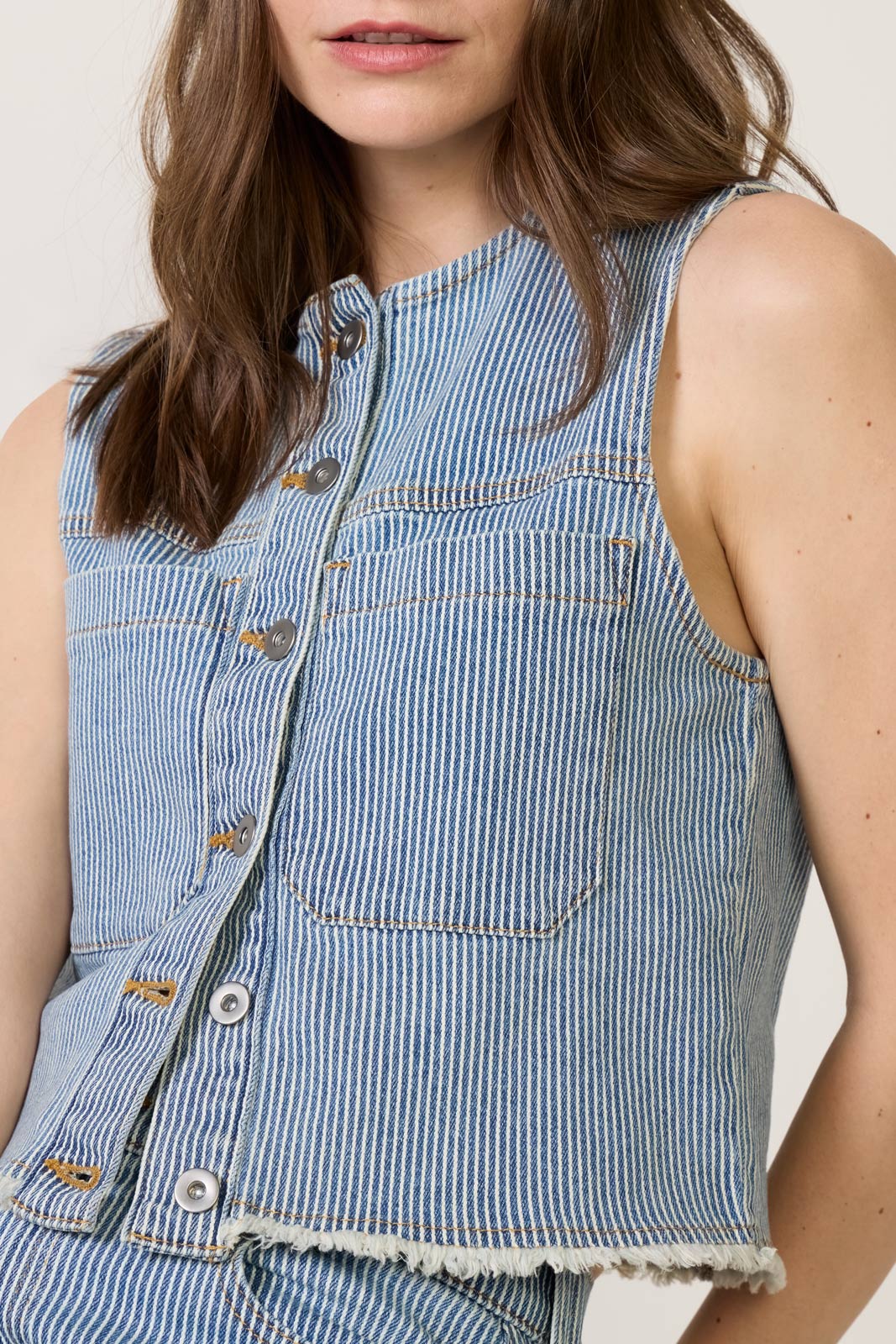 トゥデイフル  Tuck Stripe Vest Matthew Bruch Women's Quarter Zip Striped Knit Vest – Saint Bernard