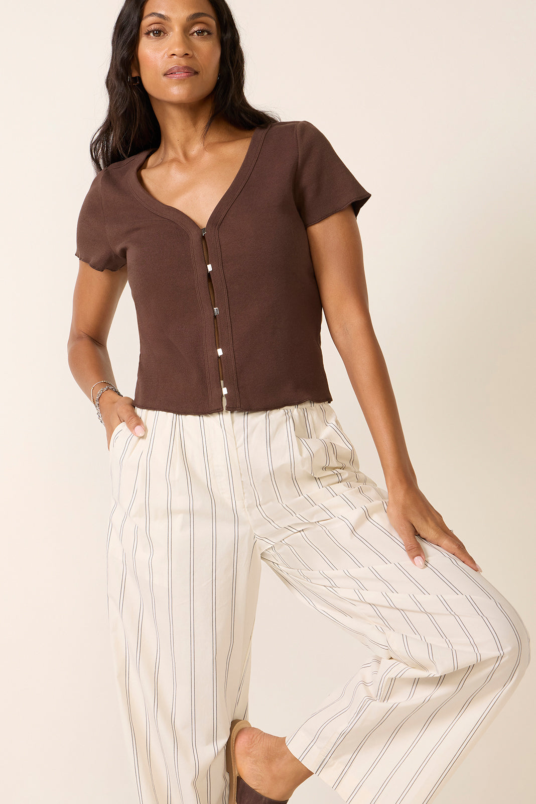 Ami Hook and Eye Tee